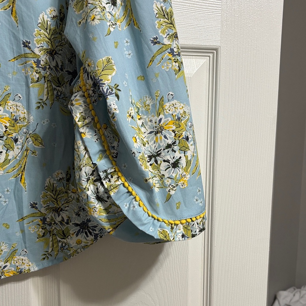 ivy jane Sky Blue Floral Puff-Sleeve Button-Up Blouse - Picture 13 of 13